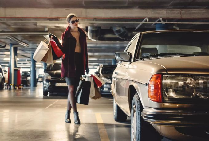 Mit einer Parkschadenversicherung shoppt es sich gleich noch ein bisschen entspannter. d