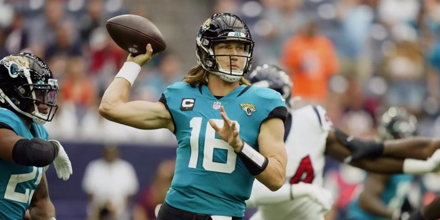 Trotz drei Touchdown-Pässen verlieren Trevor Lawrence und die Jacksonville Jaguars.