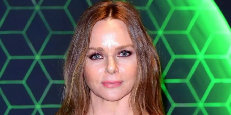Die britische Modedesignerin Stella McCartney wird 50. Foto: Ian West/PA Wire/dpa