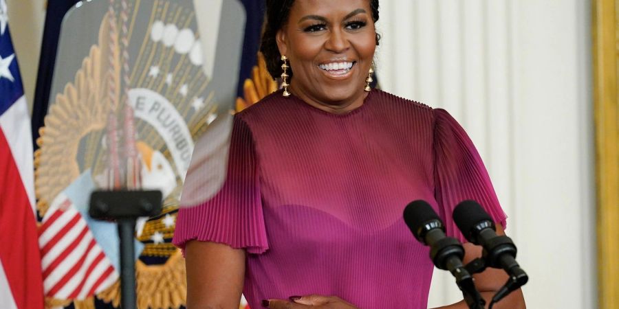 Michelle Obama, ehemalige First Lady der USA, spricht während einer Zeremonie im East Room des Weissen Hauses.