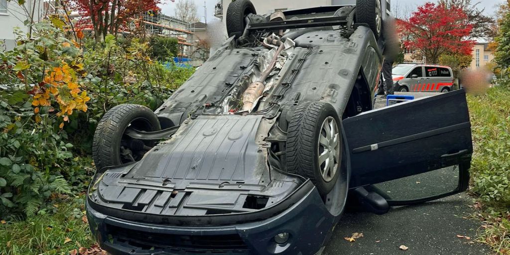 Stadt Luzern Zwei Personen bei Selbstunfall verletzt