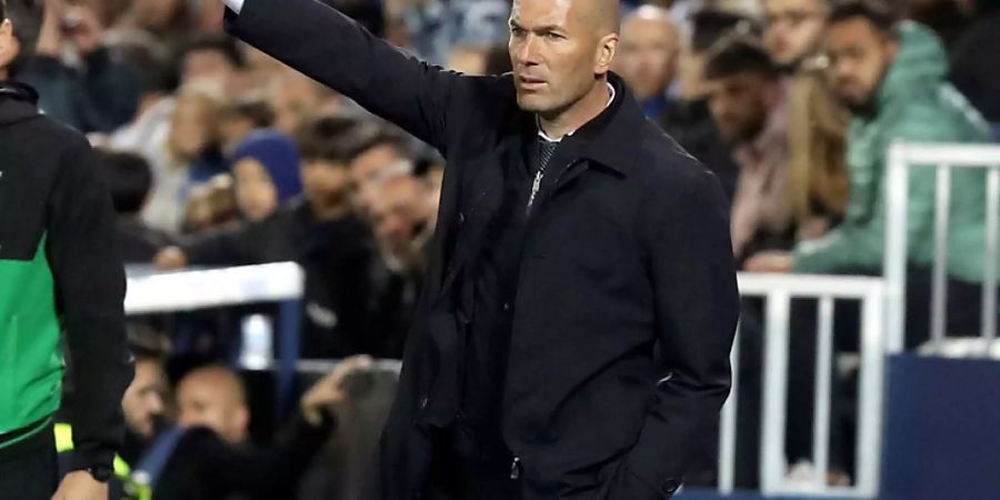 Real Madrids Trainer Zinedine Zidane muss sich mit seinem Team in Leganes mit einem 1:1 begnügen