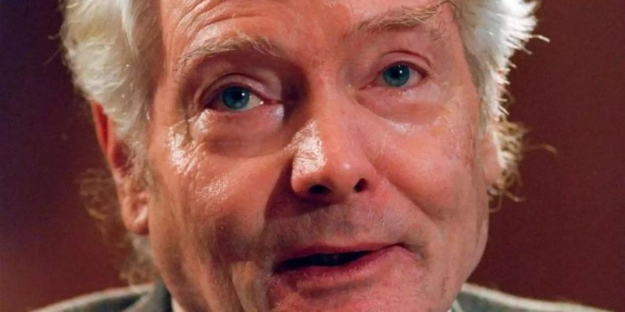 W.S. Merwin, Dichter aus den USA. Der zweifache Pulitzer-Preisträger und ehemalige Laureat ist tot. Er starb in seinem Haus im US-Bundesstaat Hawaii. Foto: Uncredited/AP
