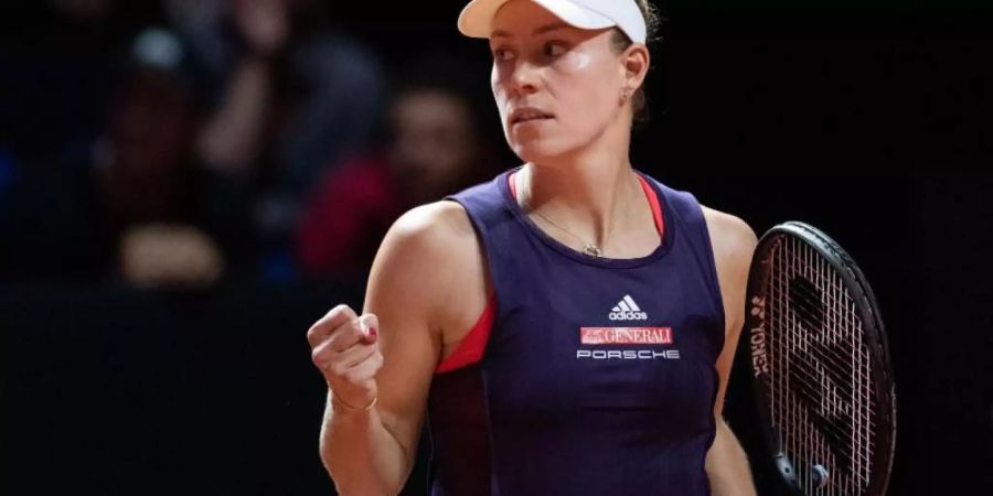 Steht nach dem Sieg über Andrea Petkovic im Viertelfinale: Angelique Kerber. Foto: Marijan Murat/dpa