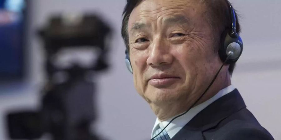 Ren Zhengfei, Gründer und Chief Executive Konzerngründer Ren spricht den USA die Macht ab, Huawei zu zerstören. Foto: Jean-Christophe Bott/KEYSTONE/dpa