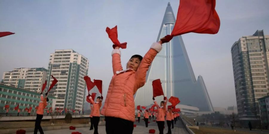 Nordkorea lässt Parlament wählen