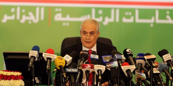 Tayeb Belaiz hat seinen Rücktritt in Algerien bekanntgegeben. algerien