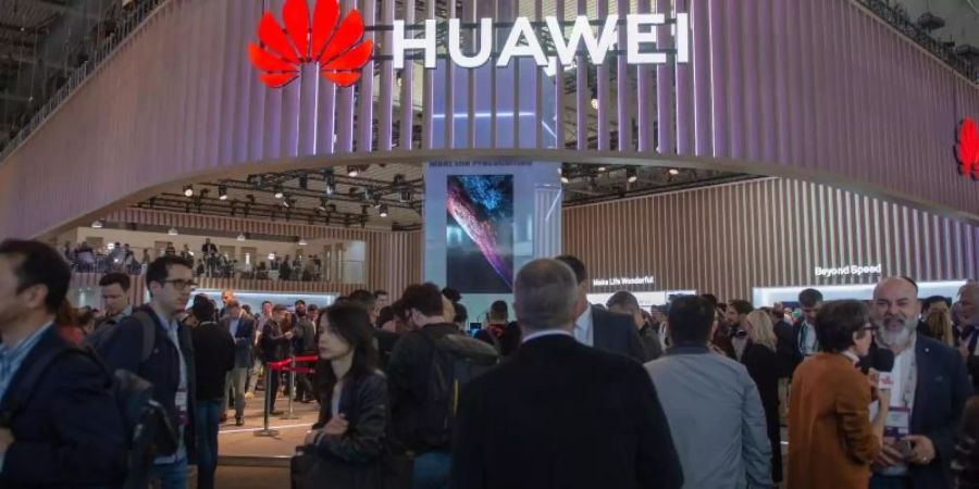 Der Stand des Netzwerkausrüsters und Smartphone-Anbieters Huawei auf dem Mobile World Congress in Barcelona. Foto: Andrej Sokolow