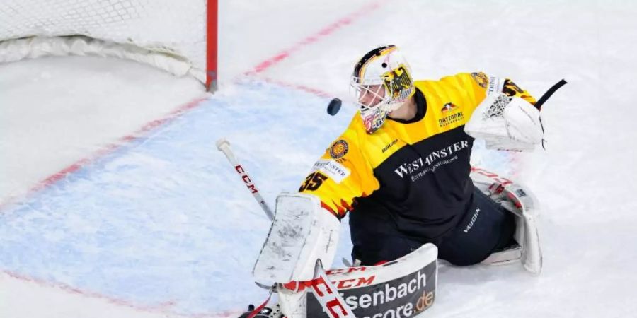 Im Spiel gegen das US-Team wurden die deutschen Torhüter oft alleingelassen. Foto: Uwe Anspach