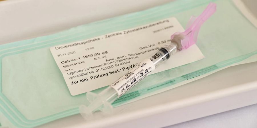 Das von Tübinger Forschern entwickelte Präparat CoVac-1 soll insbesondere Krebspatienten und Menschen mit angeborenem Immundefekt vor Covid-19 schützen.