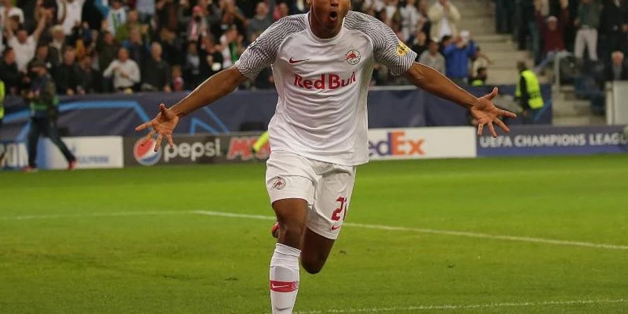 Karim David Adeyemi tritt mit RB Salzburg gegen Bayern München an: Schluss mit «Kuschel-Faktor». Foto: Krugfoto/APA/dpa