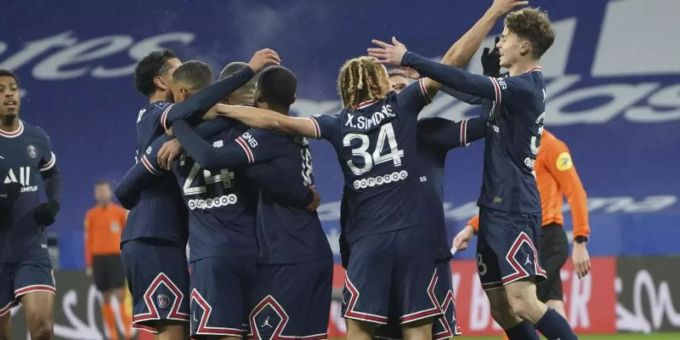 PSG reist nicht ins Winter-Trainingslager nach Katar. Foto: Laurent Cipriani/AP/dpa PSG reist nicht ins Winter-Trainingslager nach Katar. Foto: Laurent Cipriani/AP/dpa
