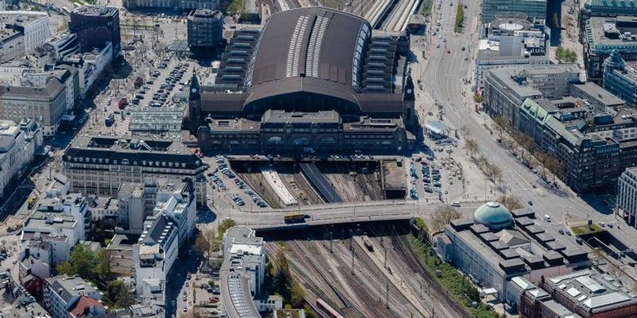 Der Hamburger Hauptbahnhof ist seit Jahren chronisch überlastet. Foto: Markus Scholz/dpa