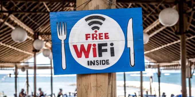 Kostenloses Internet klingt gut, birgt aber Gefahren. Wifi Datensicherheit