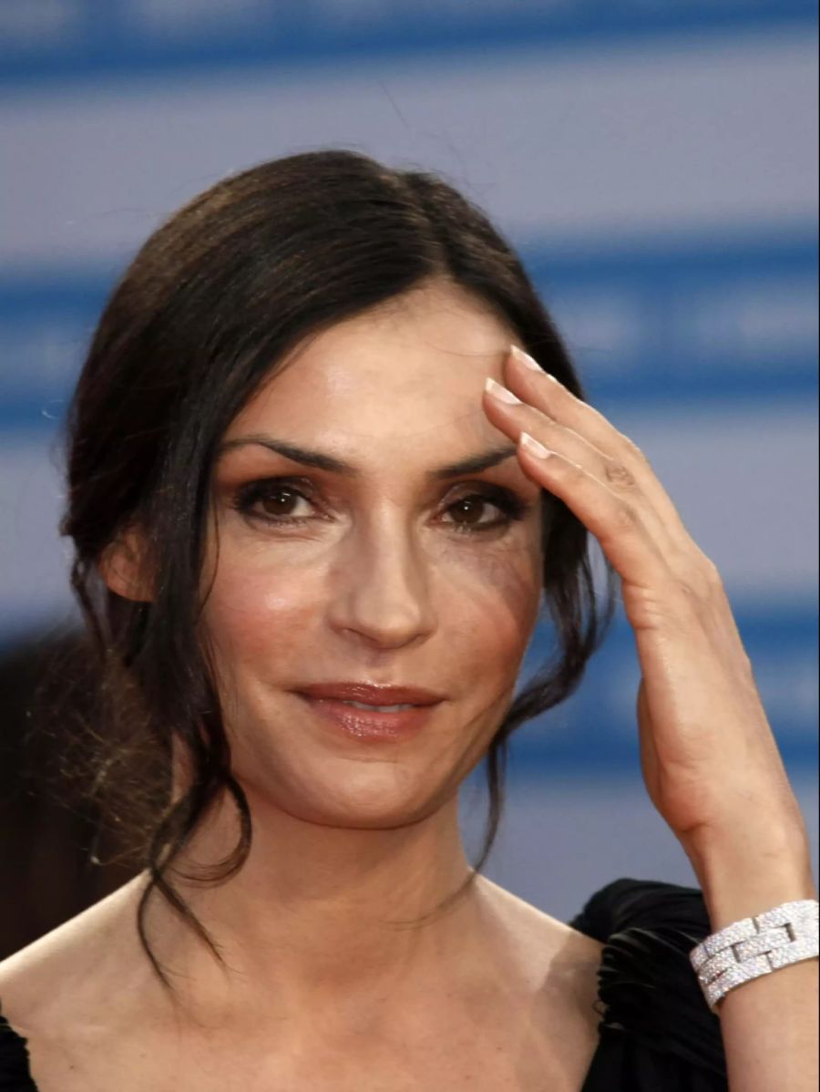 famke janssen