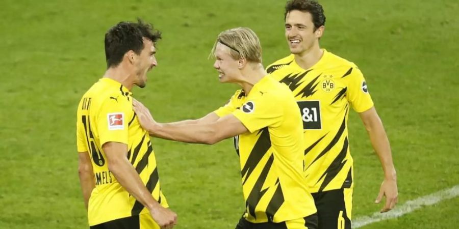 Die BVB-Stars wollen an die Leistung vom Schalke-Spiel anknüpfen. Foto: Leon Kuegeler/Reuters-Pool/dpa