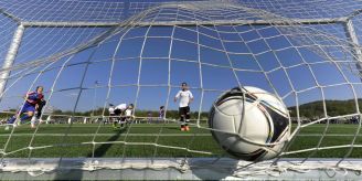 Fussball - FC Uznach Frauen erleiden derbe Niederlage gegen FC Widnau