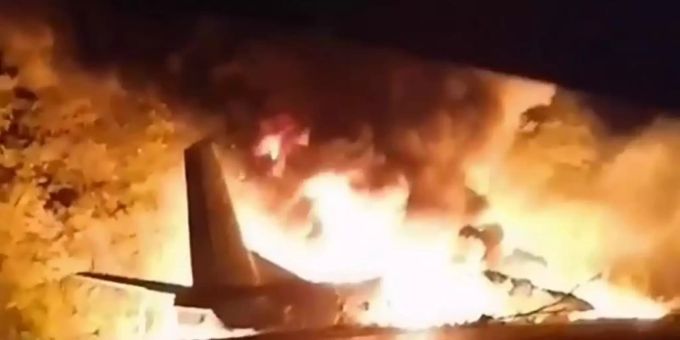 25 Tote, 2 Verletzte - Militärflugzeug in der Ukraine abgestürzt