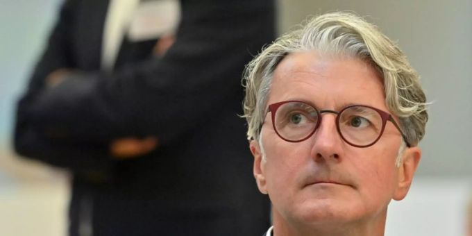 Ex-Audi-Chef Stadler vor Gericht Ex-Audi-Chef Stadler vor Gericht