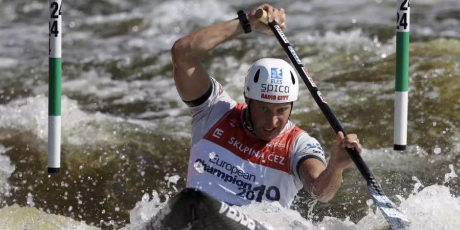 Siegreich on Prag: Benjamin Savsek aus Slowenien. Foto: Petr David Josek/AP/dpa