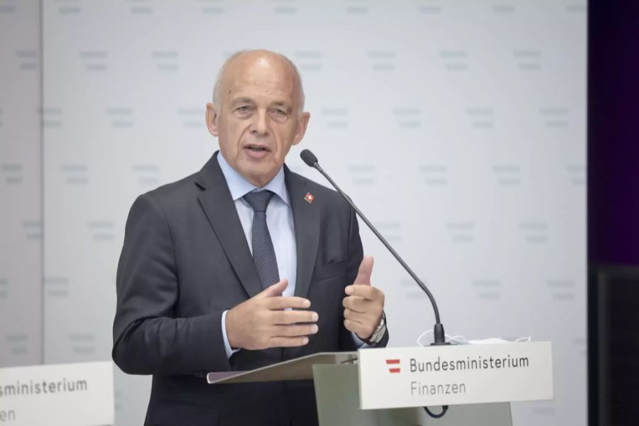 Ueli Maurer