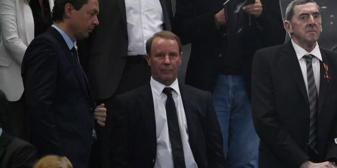 Der ehemalige deutsche Bundestrainer Berti Vogts beim Nations League Spiel gegen Frankreich.