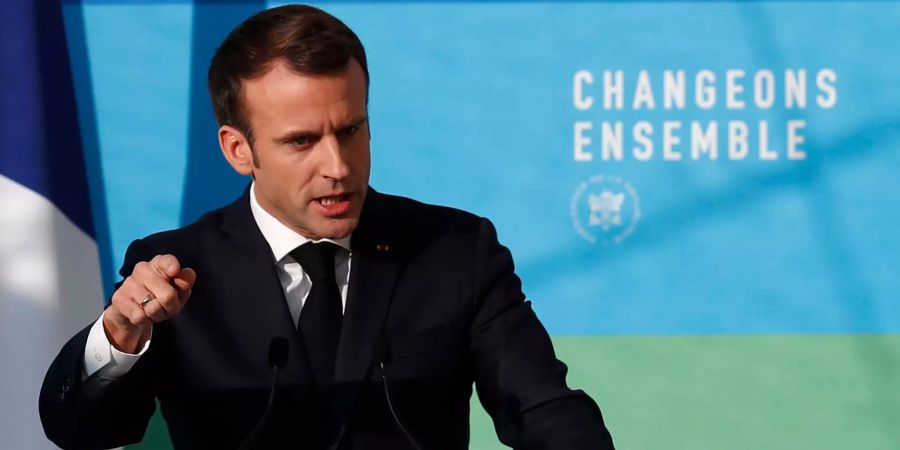 Emmanuel Macron, Präsident von Frankreich, hält im Pariser Elysee-Palast eine Rede.