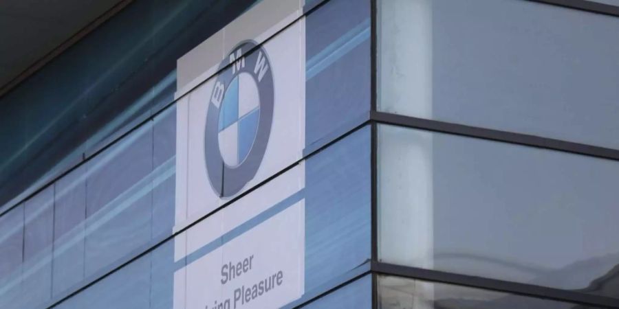 BMW setzte sich gegen seinen Konkurrenten Daimler durch.