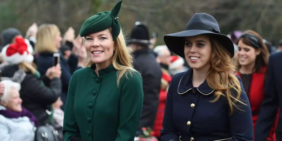 Auch mit dabei: Autumn Phillips (r) und Prinzessin Beatrice.