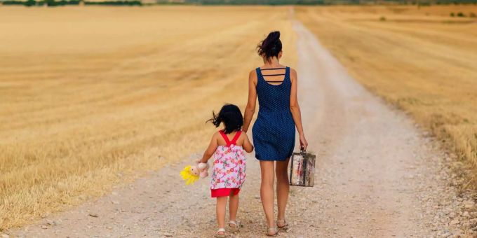 Nach Scheidung - Bundesgericht will Mamis bei der Arbeit sehen