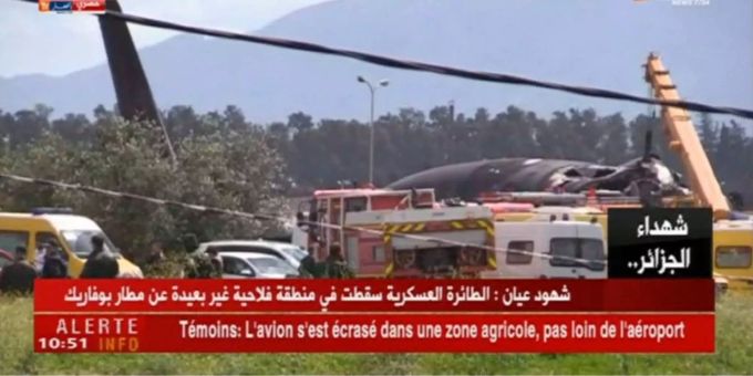 Mindestens 257 Tote - Militärflugzeug in Algerien abgestürzt