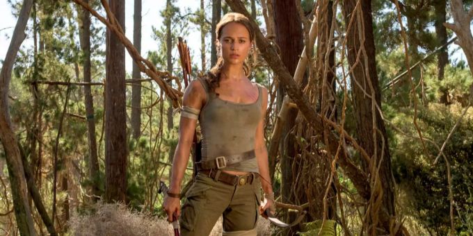 Fans motzen über Alicia Vikanders Busen - Die neue Lara Croft kommt flach raus
