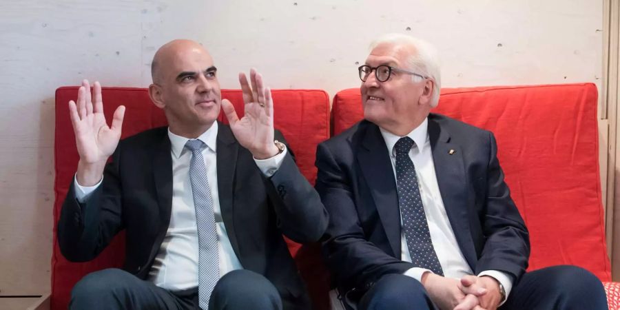 Alain Berset  führt Frank-Walter Steinmeier durch die Schweiz.