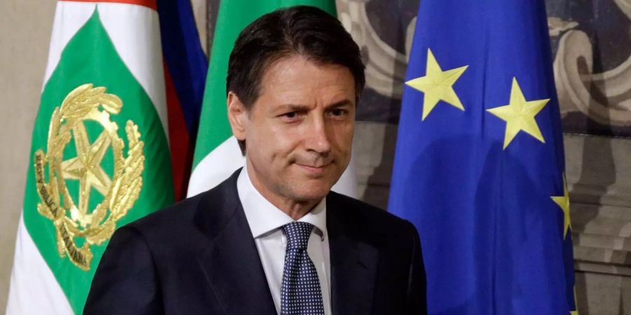 Italiens Regierung von Giuseppe Conte erhält endgültiges Vertrauen.