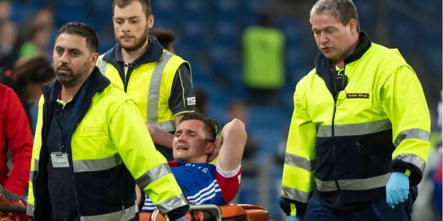 Taulant Xhaka muss im Spiel gegen Zürich verletzt ausgewechselt werden.