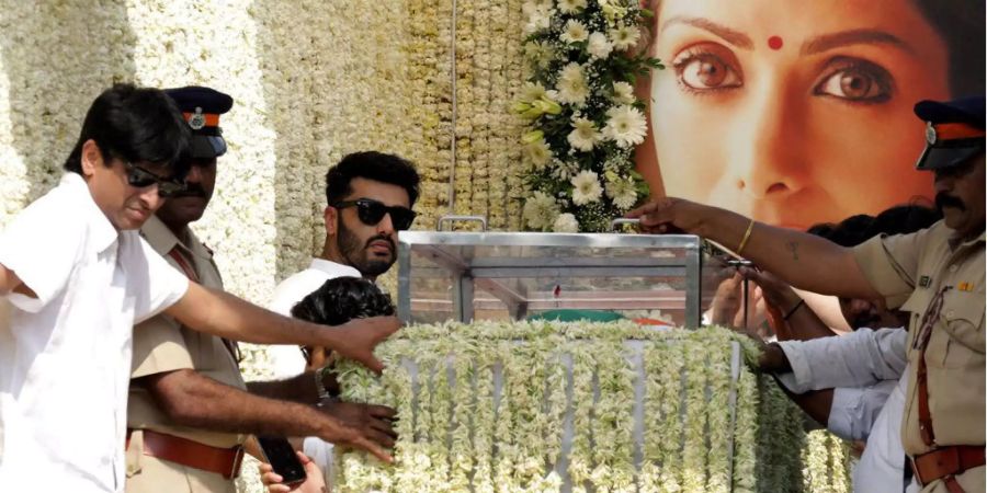 Sridevi Kapoor bekam in Mumbai ein Staatsbegräbnis.