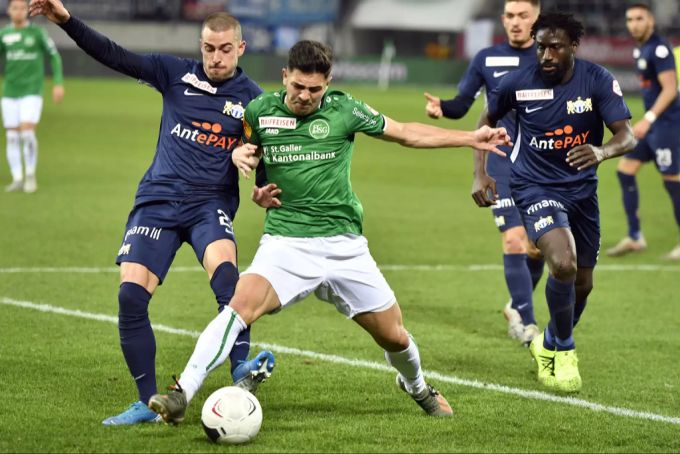 Schon bald gibt es in der Super League wieder packende Zweikämpfe zu sehen. Super League