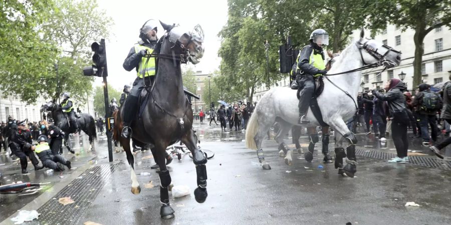 America Protests Global Britain