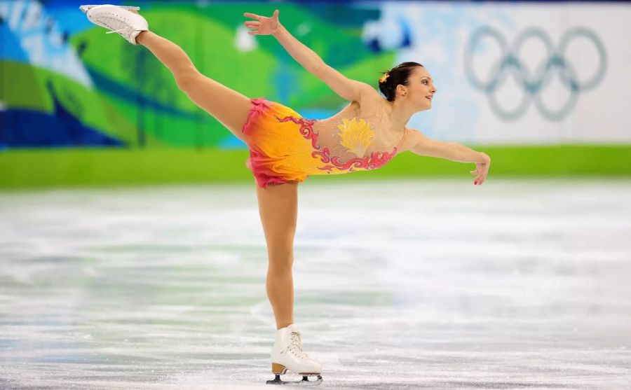 Seine Ehefrau Sarah van Berkel (früher Meier) holte im Jahr 2011 die Goldmedaille an der Eiskunstlauf-EM.