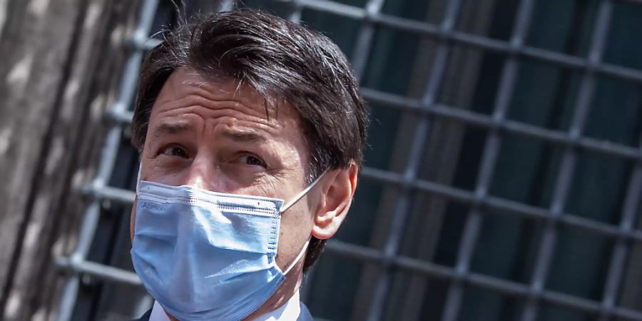 Giuseppe Conte, Ministerpräsident von Italien, wird von der Staatsanwaltschaft zur besonders schweren Ausbreitung des Coronavirus im Norden des Landes vernommen. Foto: Cosimo Martemucci/SOPA Images via ZUMA Wire/dpa