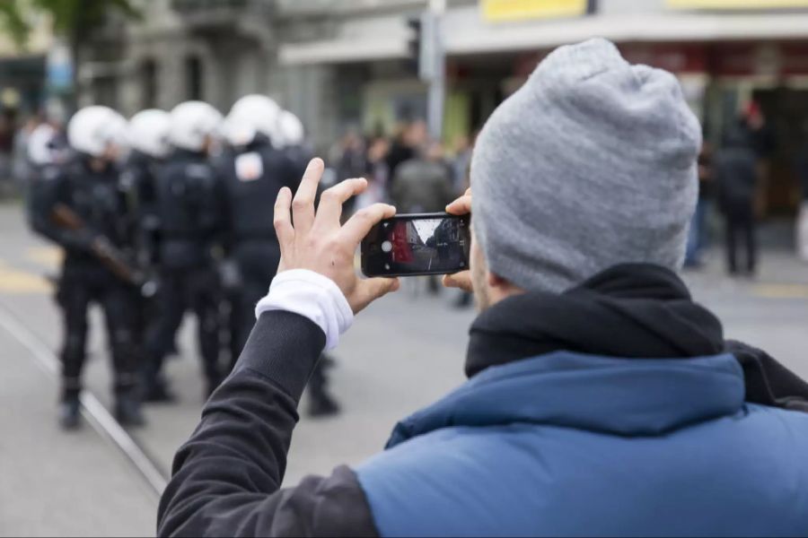 Polizei filmen