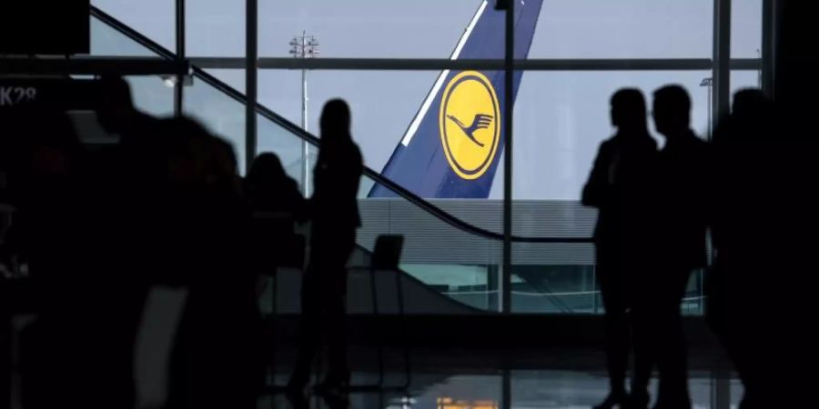 Der Lufthansa-Aufsichtsrat hat die von der EU-Kommission gestellten Auflagen für ein Rettungspaket akzeptiert. Foto: picture alliance / Sven Hoppe/dpa