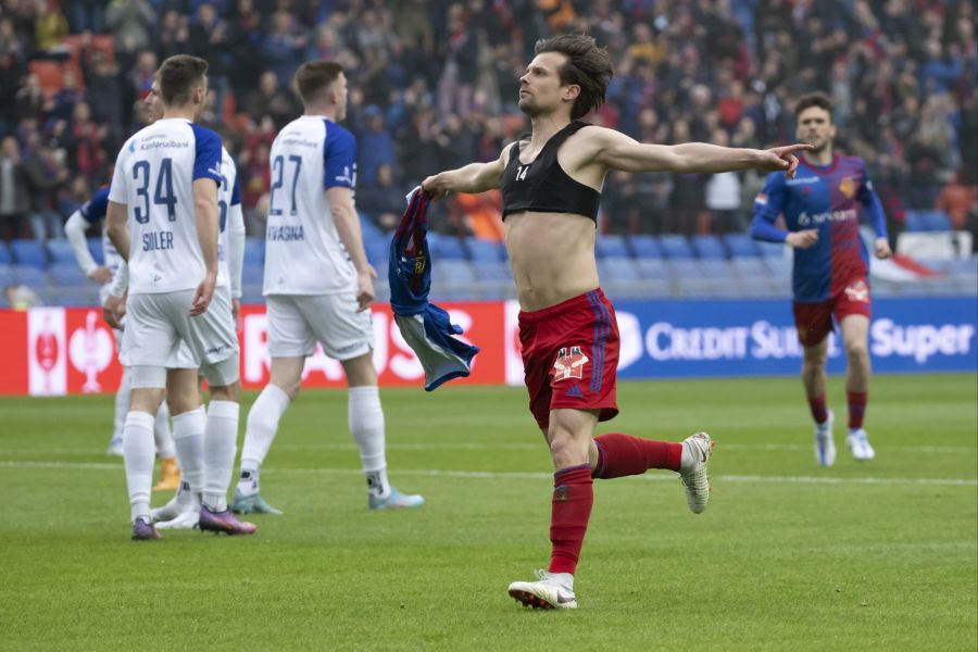 Valentin Stocker jubelt nach seinem Jubiläums-Tor für den FC Basel.