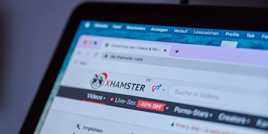 Die Medienaufsichtsbehörde war drei Jahre lang gegen Pornoportale wie xHamster vorgegangen.