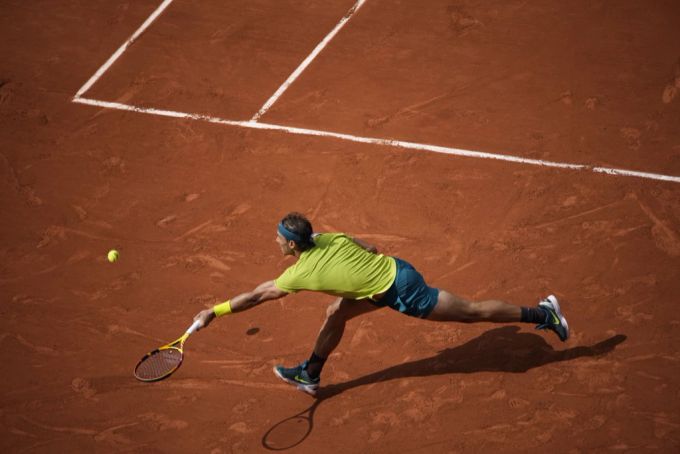 In Paris zeigt Rafael Nadal trotz chronischen Fussschmerzen eine athletische Spitzenleistung – weil er den Fuss im Spiel nicht spürt. Rafael Nadal
