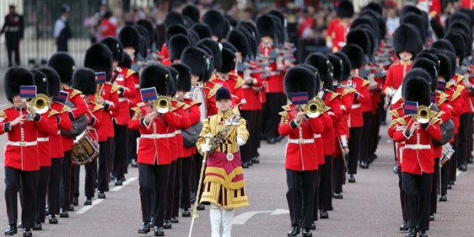 Eine «Trooping the Colour»-Parade in London trooping