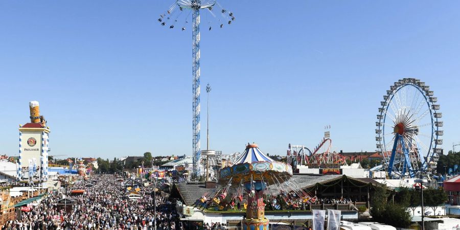 Im vergangenen Jahr gab es Furore um ein "«Oktoberfest in Dubai». Nach einem Rechtsstreit dürfen die Veranstalter nicht mehr damit werden, dass das Oktoberfest nach Dubai umziehe - denn nur München hat die echte Wiesn.