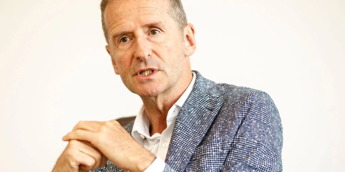 VW-Vorstandschef Herbert Diess im dpa-Interview. VW-Vorstandschef Herbert Diess im dpa-Interview.