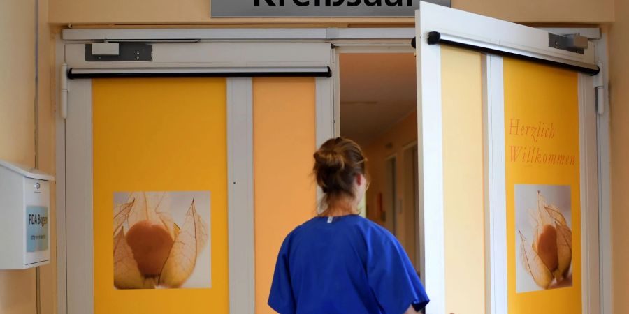 Fast jede dritte Geburt in einem deutschen Krankenhaus ist ein Kaiserschnitt.