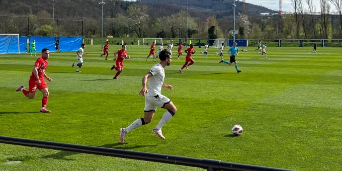 Nicolas Vouilloz vom FC Basel spielte im Testkick gegen Vaduz wieder in der Innenverteidigung. fc basel
